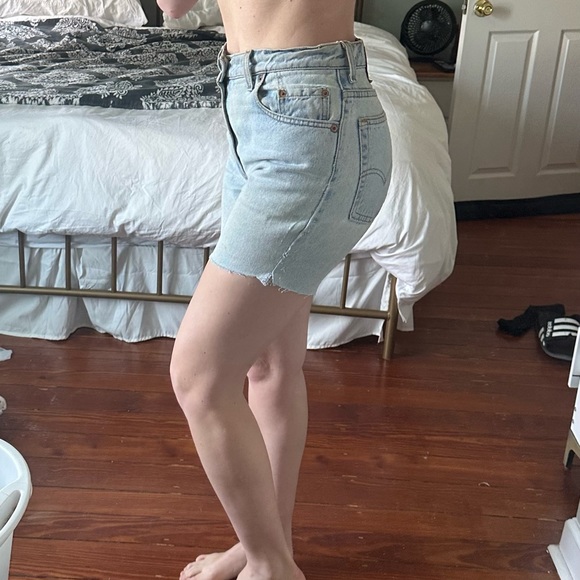 Authentic vintage Levi’s around size 27. - Picture 6 of 8